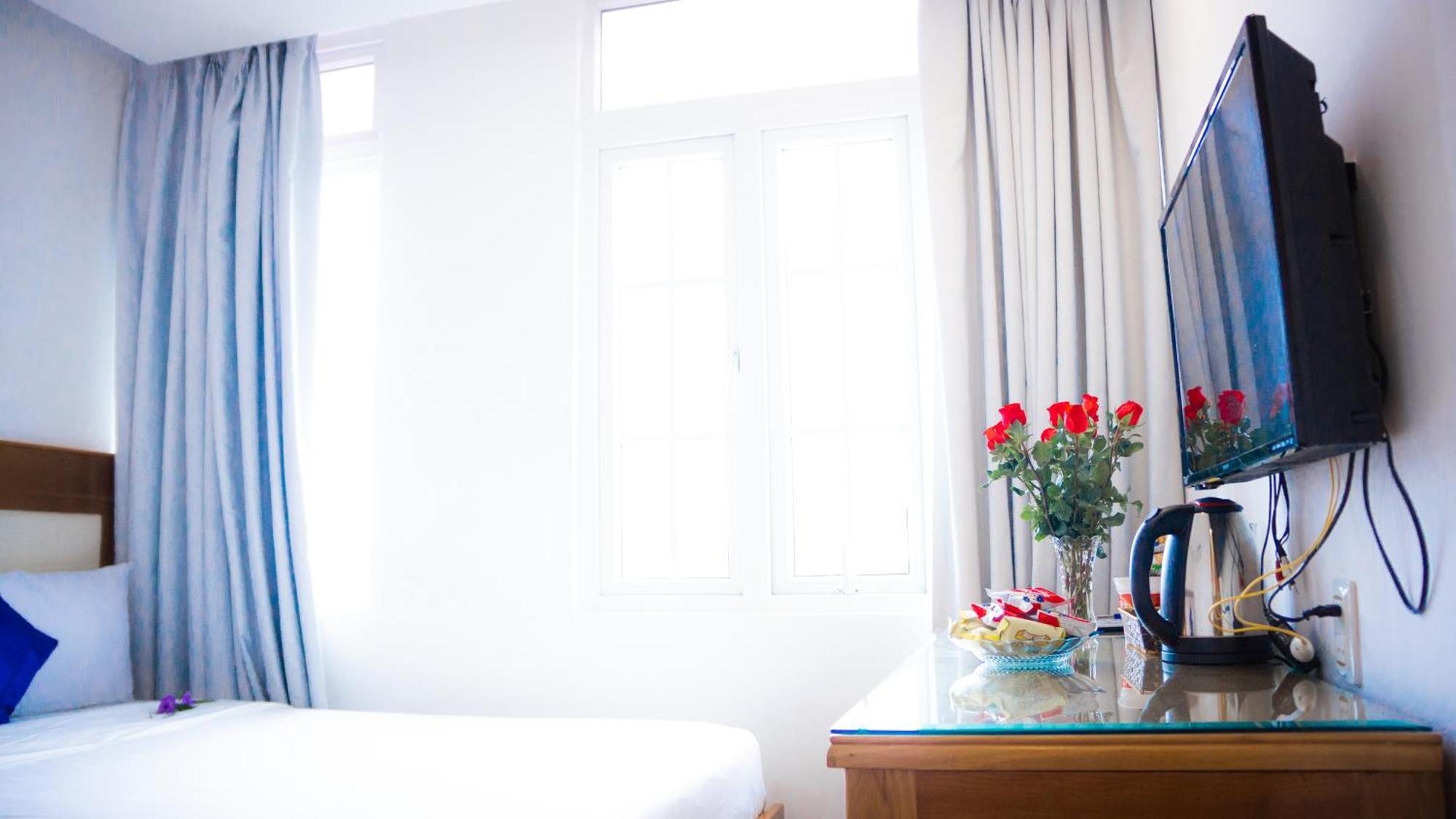 Sea Castle Hotel Da Nang Exterior photo