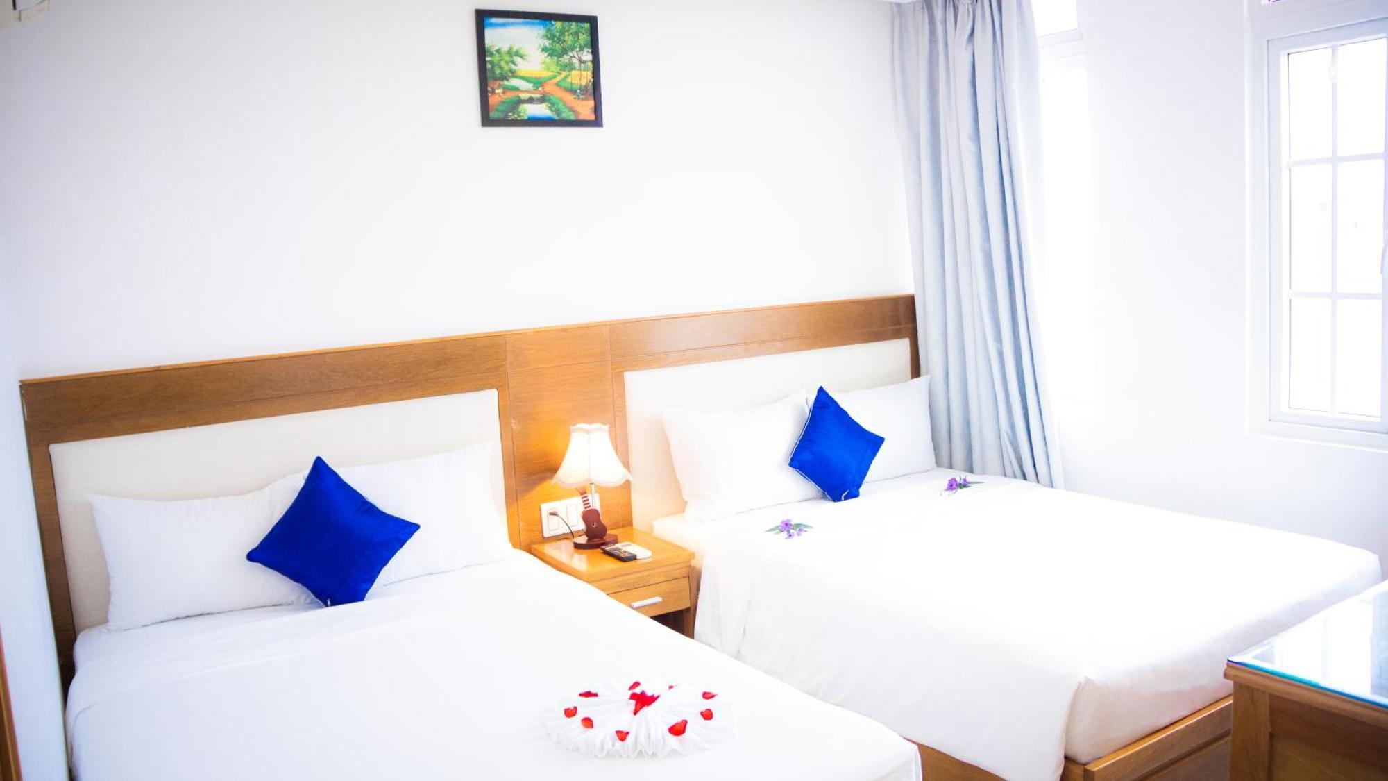 Sea Castle Hotel Da Nang Exterior photo