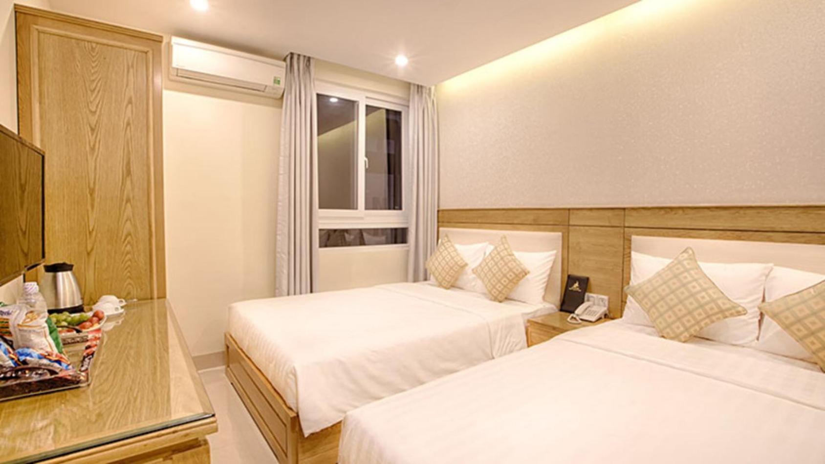 Sea Castle Hotel Da Nang Exterior photo
