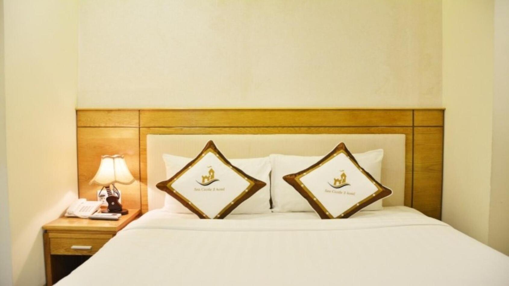Sea Castle Hotel Da Nang Exterior photo